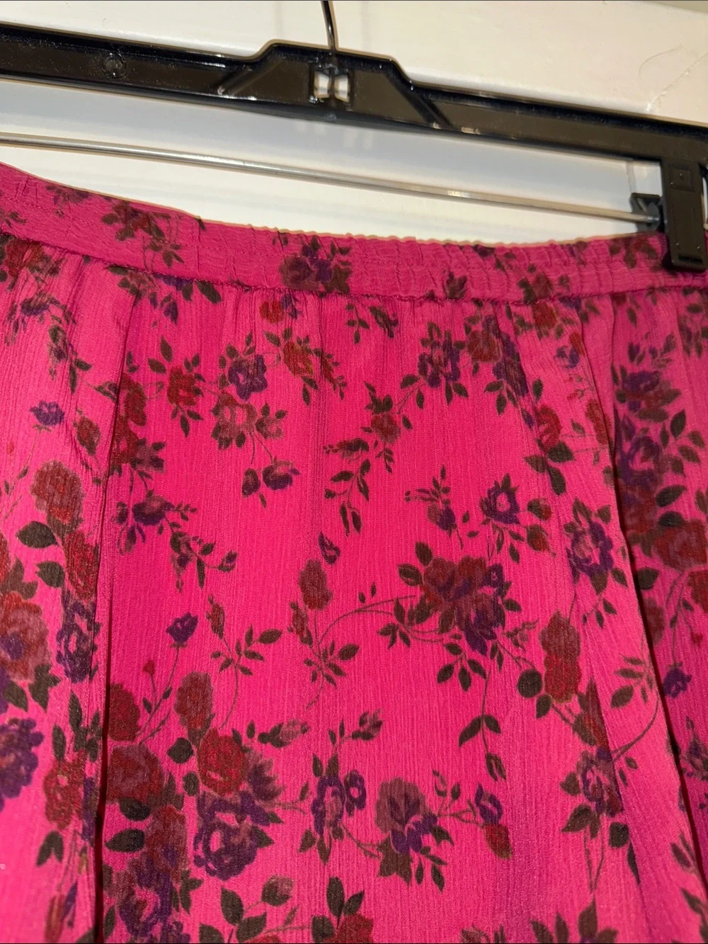 Vintage Leslie Fay Magenta Floral Two-Piece - Short Sleeve Top & Skirt